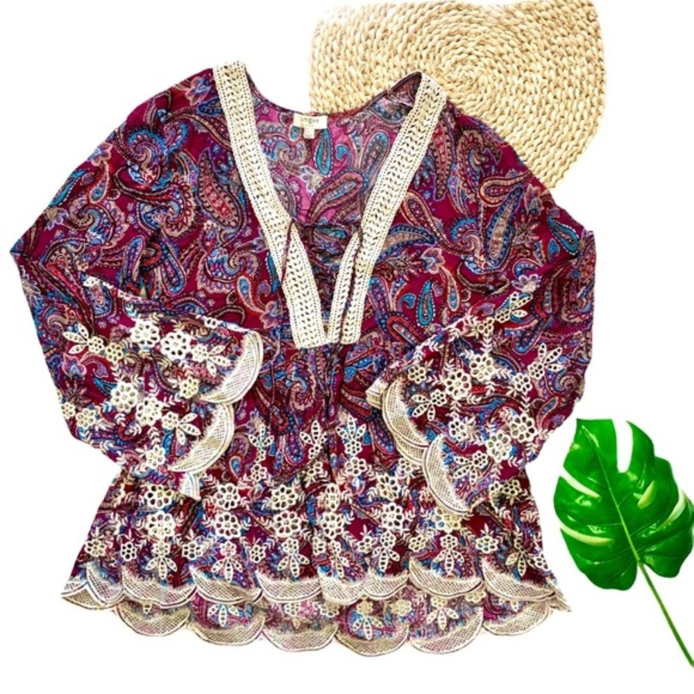 Umgee Paisley Crochet Boho Bell Sleeve Lace Up Detail Blouse Size Small